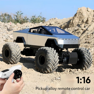 Saker Crawler Off-road Truck